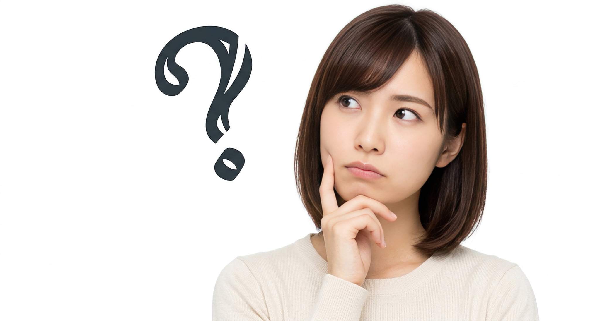 マウスピース矯正中に装置が浮くのはなぜか疑問をもつ女性